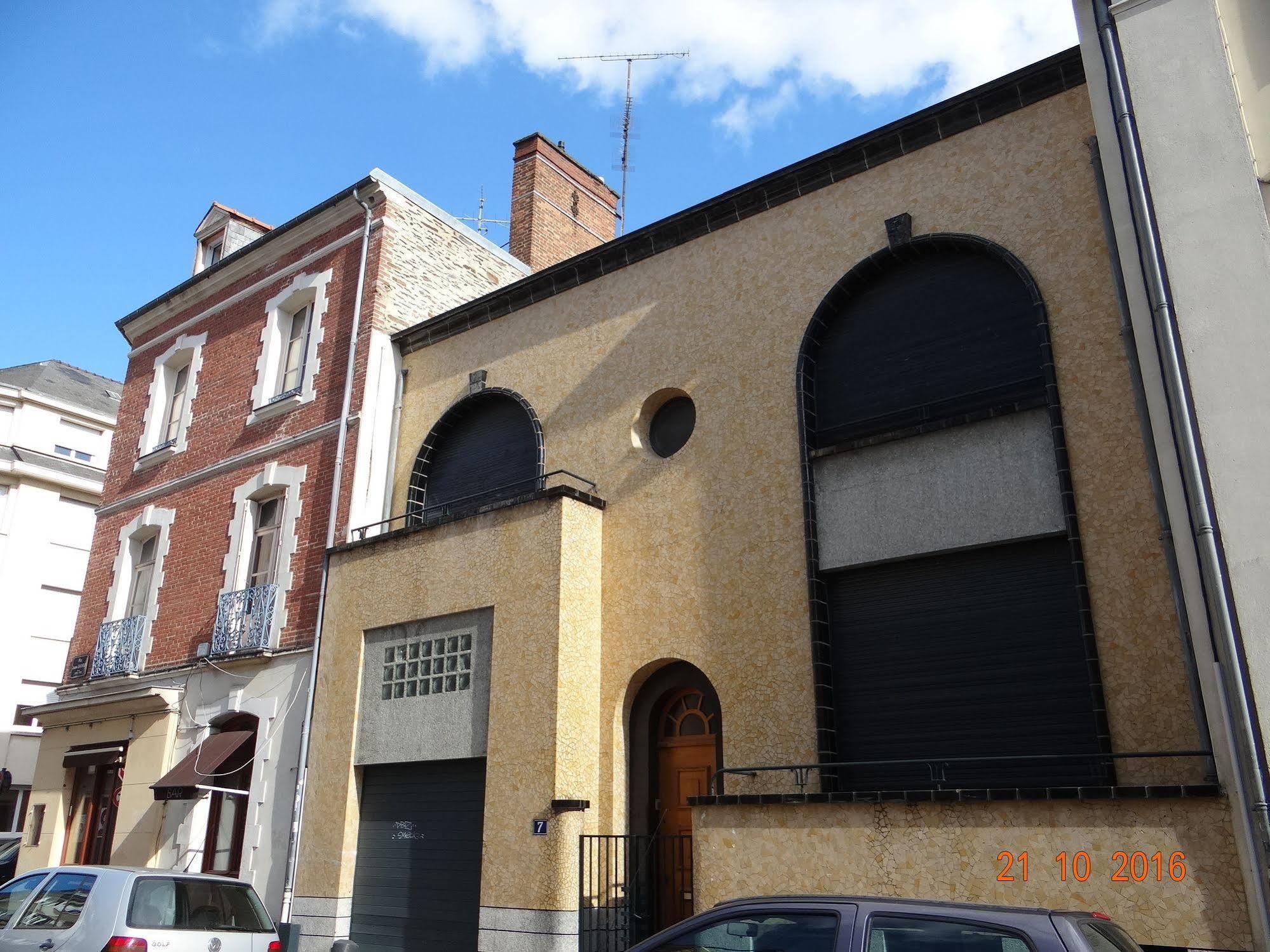 Garden Apparts Rennes Centre Gare Екстер'єр фото